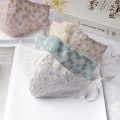 Miniatyrbilde 3 av 4: Vaskbar maske Broderte blomster i bomull og munnbeskyttelse i netting Pink one size