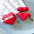Miniatyrbilde 2 av 6: AirPods 3! Hjerteformet støtsikkert skall 3D rødt hjerte Red one size