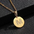 Pikkukuva 3 / 9: Pyöreät kirjaimet amuletit kullasta ja zirkonikullatut kaulakorut Gold one size