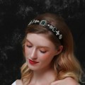 Miniatyrbild 2 av 4: Lyxigt diadem med ädelstenar och broscher smaragd guld grön svart Svart