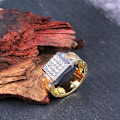 Miniatyrbild 4 av 5: 18 karat guldpläterad ring för män med zircon Gold one size