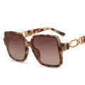 Miniatyrbilde 1 av 2: Store luksuriøse solbriller i elegant stil leopardtrykk gull Beige one size