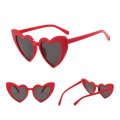 Miniatyrbilde 4 av 7: Retro hjerteformede solbriller oversized UV400 for kvinner Red one size