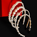 Pikkukuva 3 / 4: Käsintehty Ylellinen Diadeemi metallia helminauhoilla White one size
