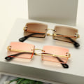 Miniatyrbilde 2 av 7: Sunglasses for women 90s inspired rectangular summer Black one size