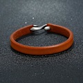 Miniatyrbillede 5 af 6: Håndlavet minimalistisk armbånd i ægte læder i autentisk stil Orange one size