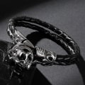 Miniatyrbild 2 av 5: Handgjort flätat armband äkta läder med stor döskalle i silver Svart one size