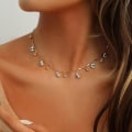 Miniatyrbilde 2 av 4: Oriental chain with nazar on moon gold marking collarbone Gold one size