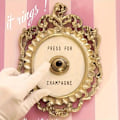 Miniatyrbild 2 av 8: Tryck För Champagne Knapp Ring Mini Tryck För Champagne Knapp A