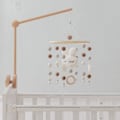 Pikkukuva 2 / 5: Baby-pehmo pallo riippuva lastenhuone Kanin tuulipeli Sängikello (valkoinen)