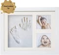 Babyfotoram i presentförpackning – gipsavgjutning lertryck för fot/hand, babyshowerpresent