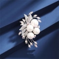 Pikkukuva 3 / 5: Modestämning Pteris-kukka helmi-solki Naisten corsage Temperamentti-solki Monipuolinen puku takki tarvikkeet äitienpäivä lahja