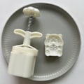 Miniatyrbillede 4 af 5: Plast Mooncake Form 75g Tigerformede Frimærker Moon Cakes Former til Midthøstfestivalen DIY Bage Mooncake Anvendelse