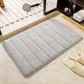 Memory Foam Bademåtte, Ultra-absorberende og hurtigtørrende skridsikker bademåtte, maskinvaskbar, blød og behagelig måtte til badeværelset, 40x60 cm, lysegrå