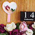 Miniatyrbild 1 av 3: 2 stycken hjärtformade handhållna speglar för resor