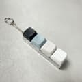 Fidget Tangentbordsnyckelring Clicker Set, 4 Nyckel Stresslindrande Fidgetleksaker För Studenter Och Kontorsarbetare, Svart Blå Grå Vit, 2-pack