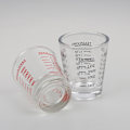Pikkukuva 7 / 8: 1 kpl 30 ml lasimittakuppi, jossa Scale Shot Glass -nestelasi Red