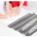 Pikkukuva 2 / 5: Baguette-leivinpelti, rei'itetyt ranskalaiset baguette-vuoat 4 baguetille -AD11- silver