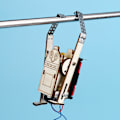 Miniatyrbild 4 av 5: Trä-DIY Elektrisk Repklättrande Robot Sats Övning Praktisk Förmåga Leksak för Barn