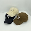Miniatyrbillede 2 af 4: Kasket Kvinder Sommer Brev Broderi Blød Top Retro Casual Vild Baseball Cap Mænd (Beige)