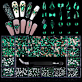 Miniatyrbillede 1 af 5: 3100 stk Professionelt Negle Rhinestones Sæt Grøn Neglekunst Krystal Rhinestones Til Negle Blandet Form AB Negle Stene Juveler Med Rhinestone Picker Dotting
