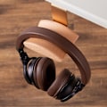 Miniatyrbild 3 av 5: Universell Hörlursställ Z-formad Väggmonterad Trä Headset Hängare Hook