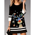 Miniatyrbillede 3 af 5: Plus Size Julekjole til Kvinder - Reindeer Print, Tre Kvarte Ærmer, Rund Hals, Let Stræk
