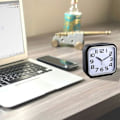 Miniatyrbild 3 av 5: Tyst analog väckarklocka, inget tickande, skonsam väckning, pip, volymökning, batteridriven, snooze- och ljusfunktion, enkel att ställa in (YJD) svart