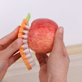 Miniatyrbild 4 av 5: Grönsaksrengöringsborste Multifunktionell Morotsformad Pp Söt Potatis Skrubb för Kök
