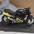Miniatyrbild 1 av 5: 1:18 Yamaha YZF-R6 YZF R6 Blå MOTORCYKEL CYKEL DIECAST MODELL LEKSAK Black 1pc