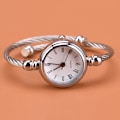 Miniatyrbillede 7 af 8: 1 stk sølv armbåndsure kvinder mode armbånd quartz ur s A one size