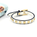 Miniatyrbilde 1 av 5: Armbånd Kvinner Menn Kunstlær Wrap Stud/nagler Mote Farge Charm Armbånd Gull Firkantede Nagler Punk Stil Armring (FMY) White CHINA