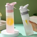 Pikkukuva 2 / 5: Ulkoilukannu juomakupilla, 650 ml kannettava urheilujuomapullo, tiivis ja sumutustoiminnolla (FMY) green
