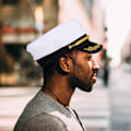 Miniatyrbillede 5 af 5: Sailor Kaptajnshat til Voksne Justerbar Yacht Båd Skib Kaptajnshat Kasket Navy Admiral Hat Kostume Tilbehør (FMY) White
