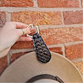 Pikkukuva 3 / 5: Magneettinen Hat Clip - Matkustus, Kädet Vapaat Laukku, Lompakko, Matkatavaroiden Ja Reppujen Kiinnitys - Auringon Ja Laajan Reunan Hattujen Pidike (FMY) Yellow