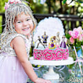 Pikkukuva 5 / 5: 5 kpl Rapunzel-hahmoja, Rapunzel-hahmo, Prinsessan Minihahmoja Kupkakoristeet Toimintahahmoja Kupkakoristeet (FMY)