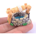 Pikkukuva 1 / 5: Diy Mini Vesi Kaivo Hartsi Miniatyyri Maisema Koriste Vintage Talo Patsaat Vesiputous Keiju Puutarha Koriste 1kpl  (FMY)