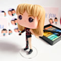 Miniatyrbillede 5 af 5: ATCLV Taylor Resinfigurer Popstjerne Statue Ornamenter Samleobjekter Håndværk Legedukke Skulpturer til Musikelsker Stue Soveværelse (FMY)