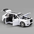Miniatyrbilde 1 av 5: 1:32 Rolls Royce SUV Cullinan Legering Modellbil Diecasts Metall Lekebilmodell Simulering Lyd og Lys Samling Barnegaver (FMY) White