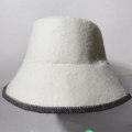 Miniatyrbilde 5 av 5: Saunahatt, Filtrussisk Saunahatt, Vannabsorberende Badehatt, Gjenbrukbar Fisker Saunahette, Banyahatt for Menn Kvinner  (FMY) White