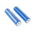 Miniatyrbilde 1 av 5: 2200mAh 18650 Li-ion Oppladbart Batteri med Knapptopp for Lommelykter Leker (FMY)
