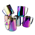 Miniatyrbillede 5 af 5: Mælkeskumningskande i rustfrit stål belagt med titanium Creamer Latte Art Kop Kaffe Latte Cappuccino Multicolor 350ml (FMY)