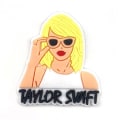 Miniatyrbild 5 av 5: 10 st Taylor Swift-inspirerade skoprydnader, DIY Croc-prydnader, skodekoration för fans, Swiftie julklapp  (FMY)