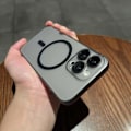 Pikkukuva 4 / 6: Erittäin ohut mattapintainen langaton latauskotelo iPhone 15 14 13 12 Pro Max -puhelimille, mattapintainen läpinäkyvä kova magneettikotelo Magsafe-laturille, musta Black For iPhone 12 Pro
