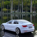 Pikkukuva 3 / 4: 1:32 Tesla Model X Model 3 Model S Model Y Metalliseos Automalli Painevaletut Leluauto Ääni Ja Valo Lasten Lelut Lapsille Lahjat Poika Lelu Model 3 Blue