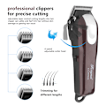 Pikkukuva 2 / 4: Wahl Professional 5-Star Cordless Magic Clip -hiustenleikkuukone kapenevalla vivulla
