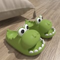 Pikkukuva 3 / 5: Dinosaurustossut pehmeällä pohjalla 35/36