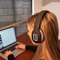 Miniatyrbild 2 av 3: Grundig Bluetooth Hörlurar