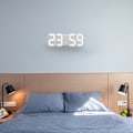 Miniatyrbild 1 av 7: Stor digital väggklocka / väckarklocka i 3D med vitt LED-ljus –