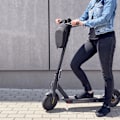 Miniatyrbild 3 av 5: Wozinsky Vattentät väska till Elscooter 4L - Svart